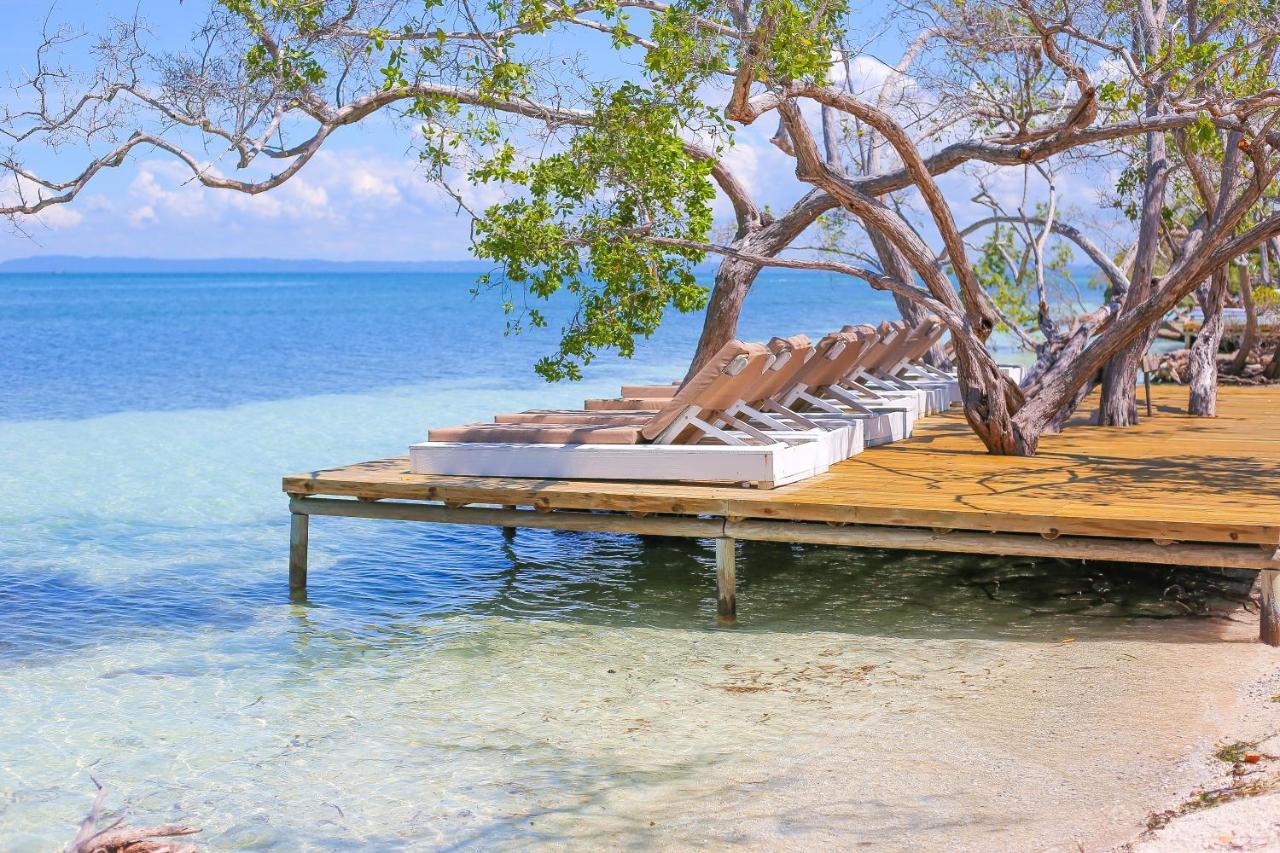 Hotel Isla Palma Reserva Natural ภายนอก รูปภาพ